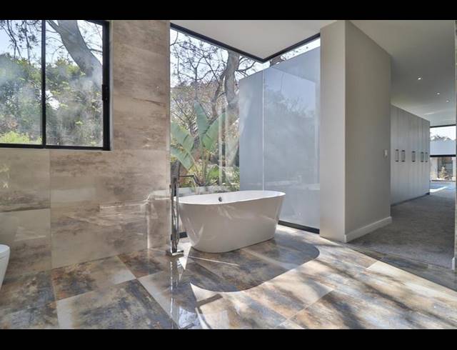 4 BEDROOM HOUSE FOR SALE IN BRYANSTON
